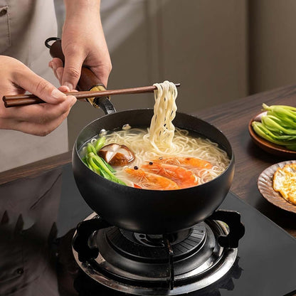 KuroPot - Hand Made Japanese Iron Pot